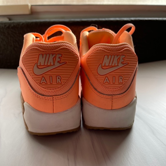 Peach Nike Air Max 90 - Picture 4 of 8